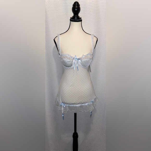Women’s LA SENZA lace sheer push up Unlined Merrywidow lingerie size medium NWT - Picture 1 of 13